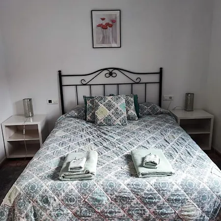 Casa Blanca W Sercu Andaluzji / / Montecorto