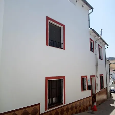 Casa Blanca W Sercu Andaluzji / / * Montecorto